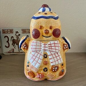 Charming Gingerbread Man Cookie Jar